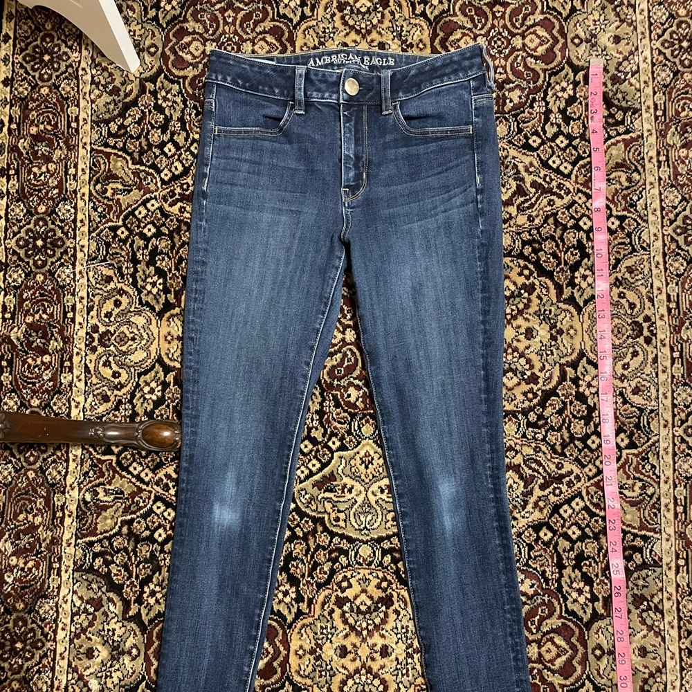 Size 2 american eagle short super stretch jean - Picture 2 of 5